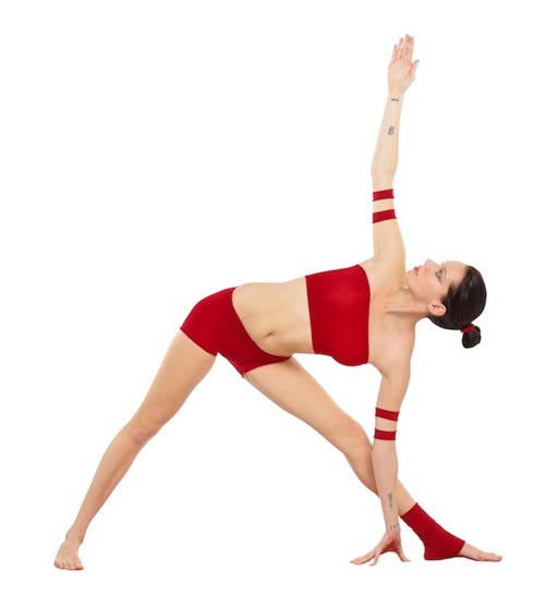 Tư thế yoga tam giác
